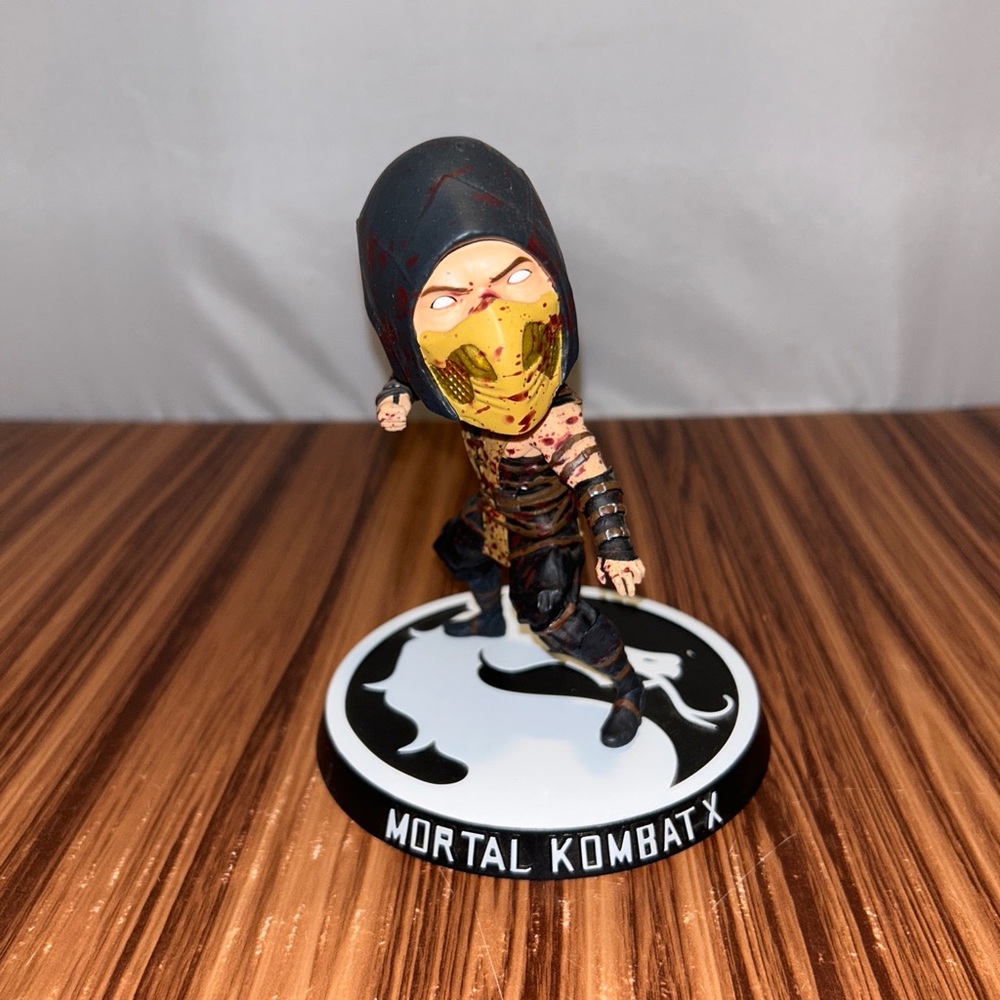Mortal Kombat 6" X Bloody Scorpion Bobblehead Figure Mezco 2015